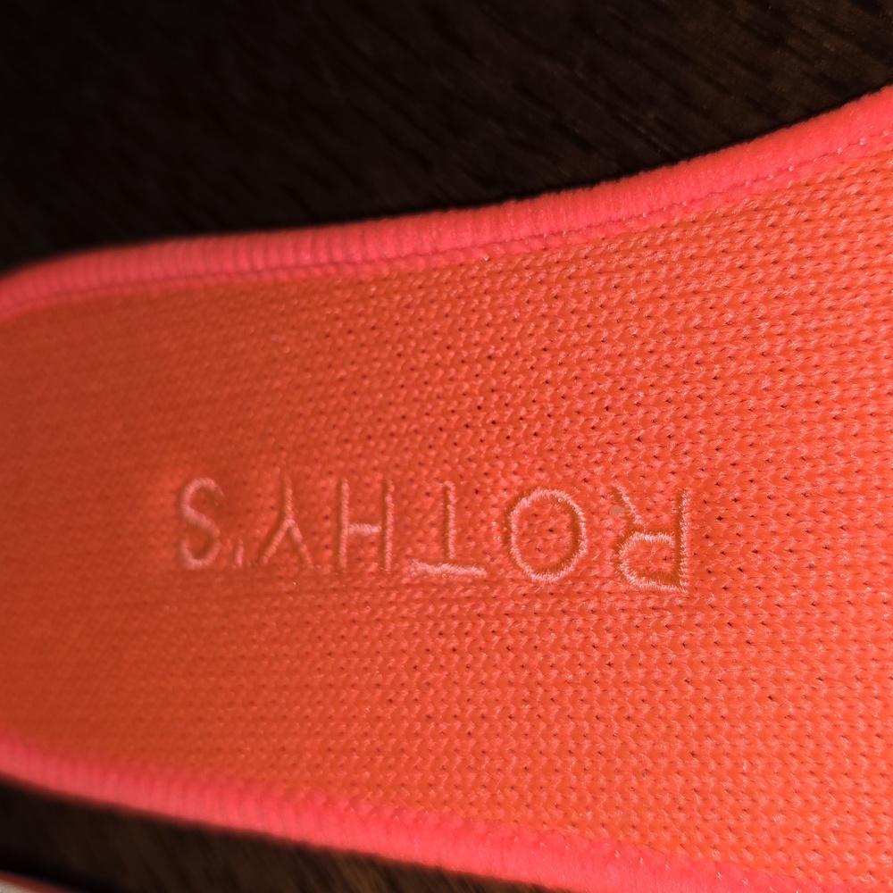 Rothys Amethyst Purple Terry Slip On Sneakers Shoes Cute Comfy Womens size 6 - Picture 12 of 13